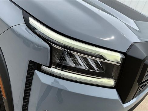 Used 2023 Nissan Frontier Pro-X w/ Technology Package image 37