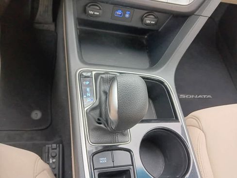 Used 2018 Hyundai Sonata SE w/ Cargo Package image 24