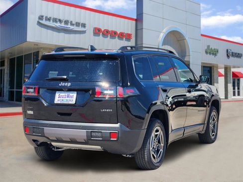 New 2026 Jeep Cherokee Laredo AWD/4WD image 5