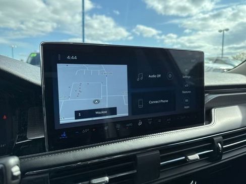 Certified 2025 Lincoln Corsair Reserve AWD/4WD image 35