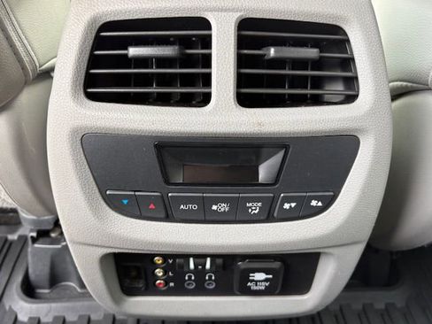 Used 2018 Honda Pilot EX-L image 33