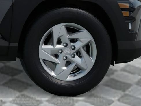 New 2027 Hyundai Kona SE FWD image 8