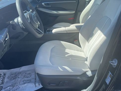 Used 2025 Hyundai Sonata SEL image 11