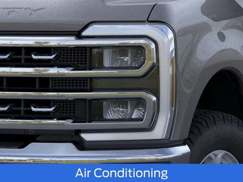 New 2026 Ford F250 XLT w/ XLT Premium Package image 23