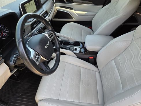 Used 2022 Kia Telluride SX w/ SX Prestige Package AWD/4WD image 18