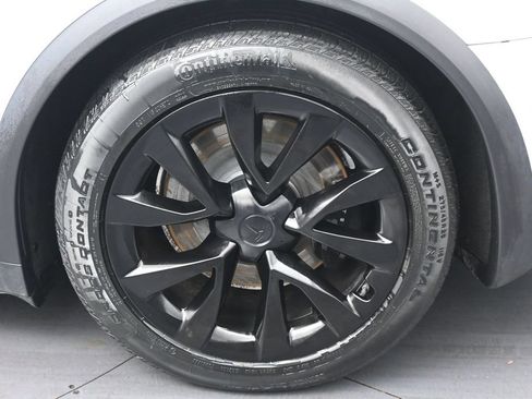 Used 2023 Tesla Model X AWD/4WD image 33