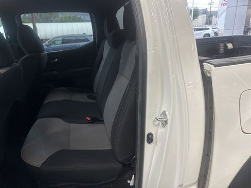 Used 2023 Toyota Tacoma TRD Off-Road image 13