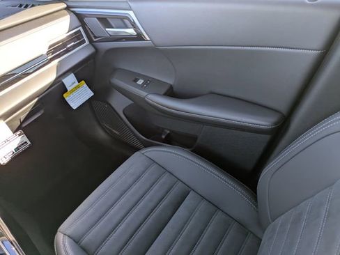 New 2025 Mitsubishi Outlander Trail Edition image 17