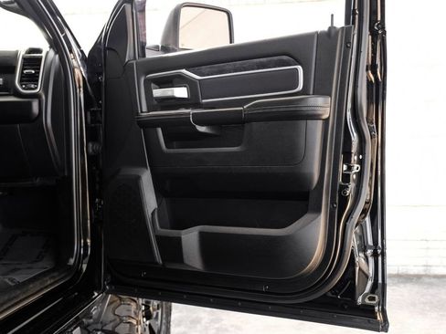 Used 2024 RAM 2500 Big Horn w/ Night Edition image 49