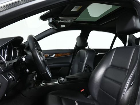 Used 2013 Mercedes-Benz C 300 4MATIC Sedan image 15