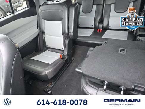 Used 2022 Ford Explorer XLT w/ Equipment Group 202A AWD/4WD image 23