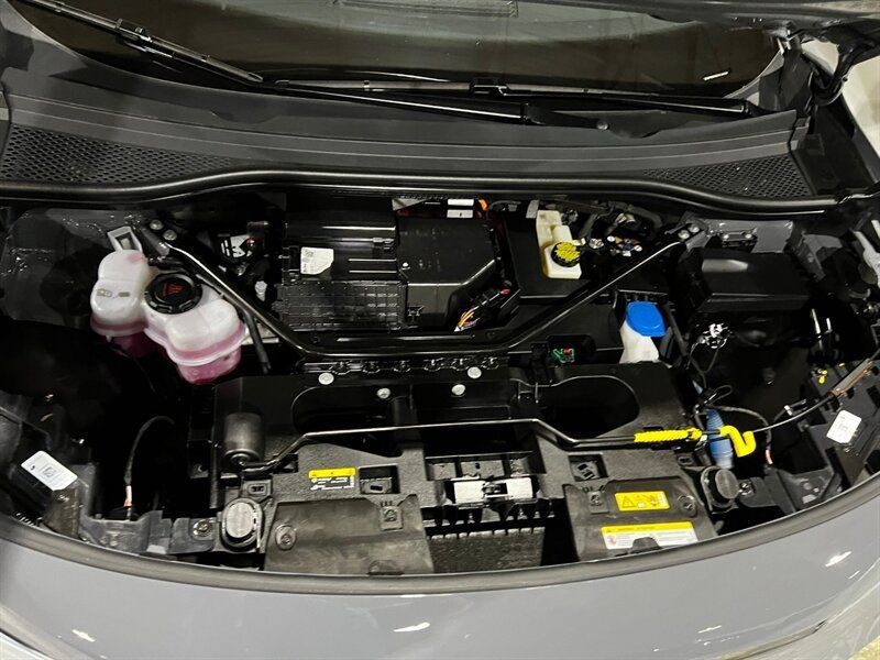 Used 2024 Volkswagen ID.4 Pro AWD/4WD image 38