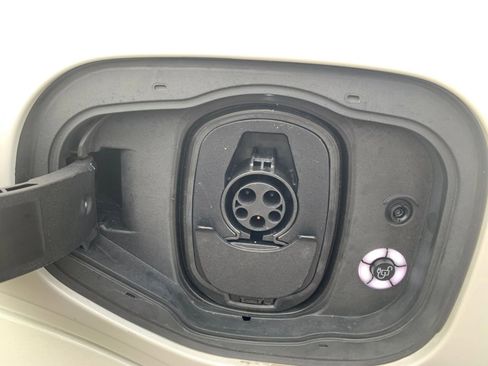 Used 2023 Ford Mustang Mach-E GT image 21