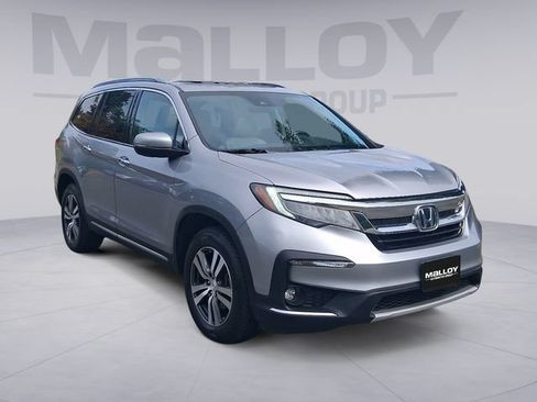 Used 2019 Honda Pilot Touring image 7
