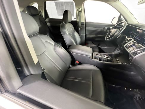 Used 2023 Kia Sorento EX AWD/4WD image 28