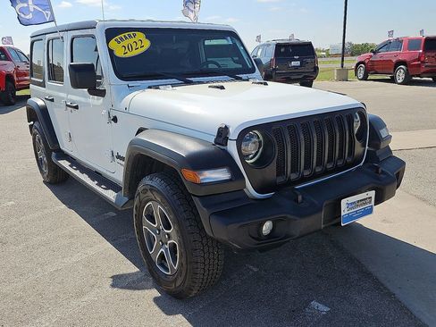 Used 2022 Jeep Wrangler Unlimited Sport image 11