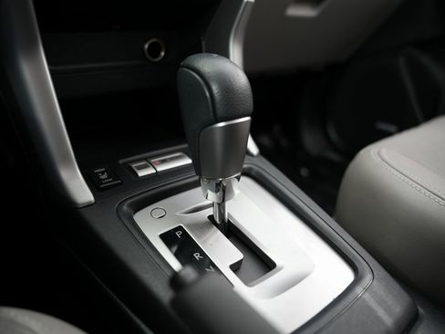 Used 2016 Subaru Forester 2.5i Limited image 30