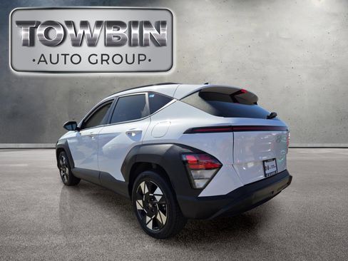 Used 2025 Hyundai Kona SEL FWD image 6