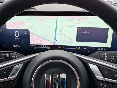 Used 2024 Buick Envision Avenir image 22