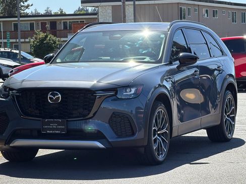 Certified 2025 MAZDA CX-70 Plug-In Hybrid w/ Premium Pkg AWD/4WD image 10