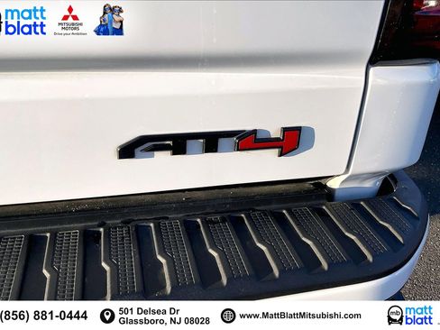 Used 2022 GMC Sierra 1500 AT4 w/ AT4 Premium Package image 16