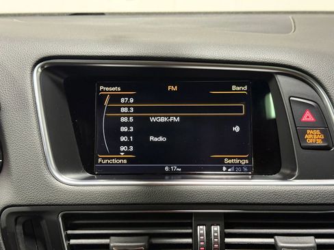 Used 2017 Audi Q5 2.0T Premium Plus w/ Technology Package AWD/4WD image 37