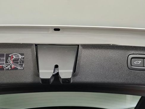 Certified 2026 Volvo XC90 B6 Ultra w/ Protection Package AWD/4WD image 85