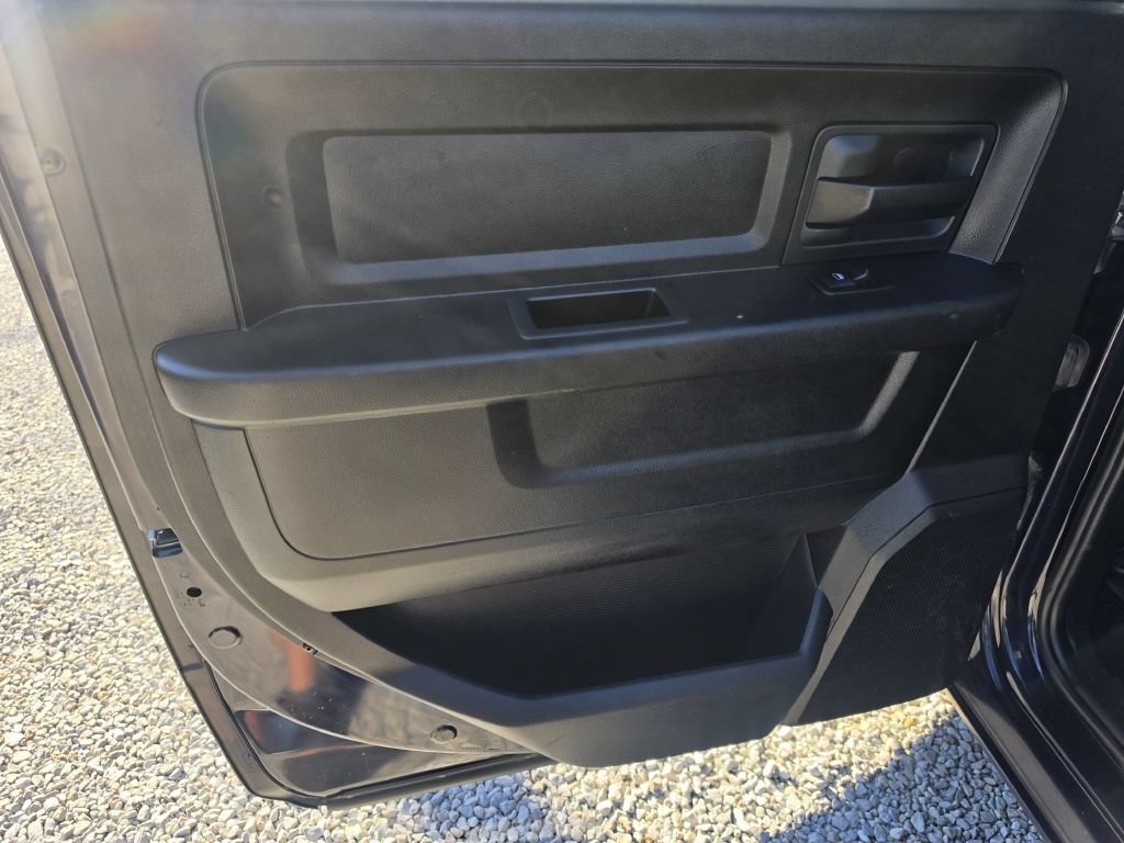 Used 2013 RAM 1500 Express AWD/4WD image 17