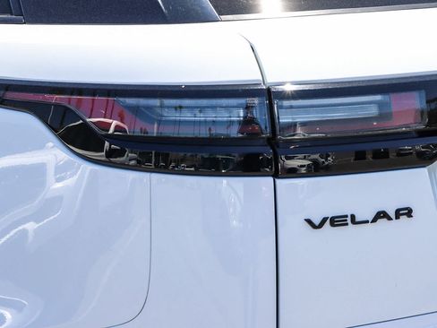 Used 2024 Land Rover Range Rover Velar Dynamic SE AWD/4WD image 6