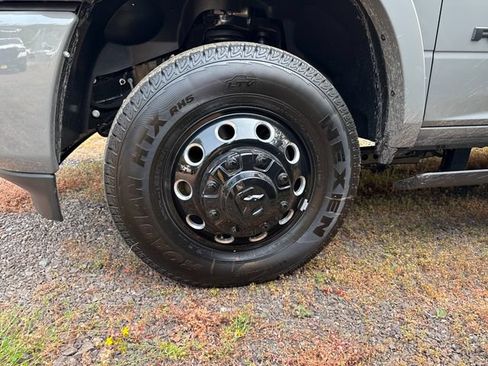 New 2026 RAM 3500 Limited AWD/4WD image 28