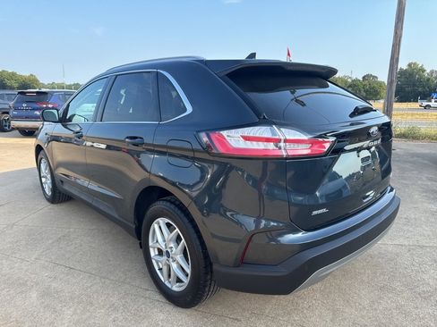 Used 2022 Ford Edge SEL w/ Convenience Package image 5