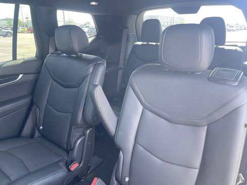 Certified 2024 Cadillac XT6 Premium Luxury w/ LPO, Floor Liner Package AWD/4WD image 29