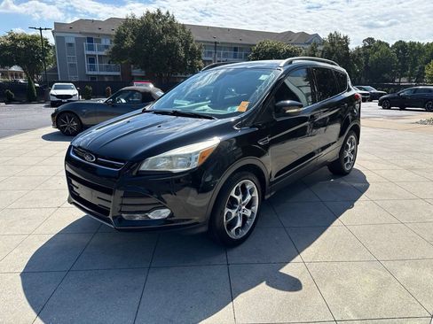 Used 2014 Ford Escape Titanium FWD image 3