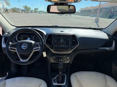 Used 2017 Jeep Cherokee 75th Anniversary image 25