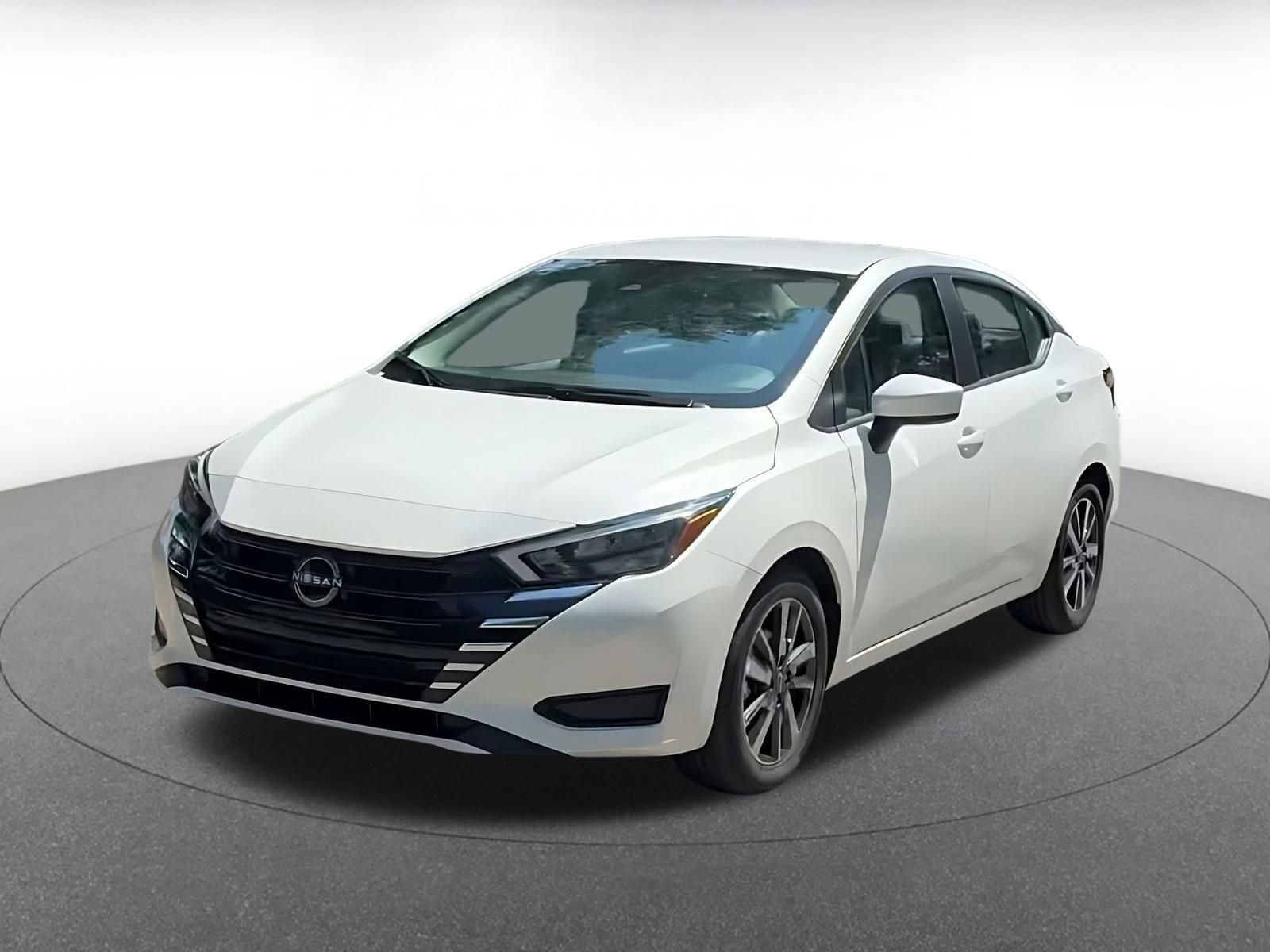 Used 2025 Nissan Versa SV FWD image 6