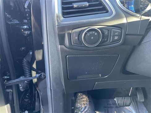 Used 2020 Ford Edge Titanium w/ Cargo Accessory Package image 13