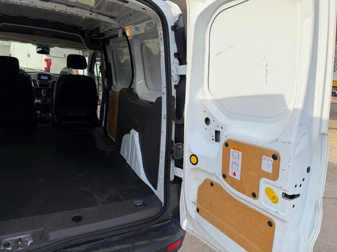 Used 2020 Ford Transit Connect XL image 18
