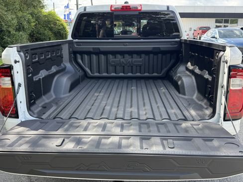 New 2025 GMC Canyon Elevation w/ Convenience Package image 7