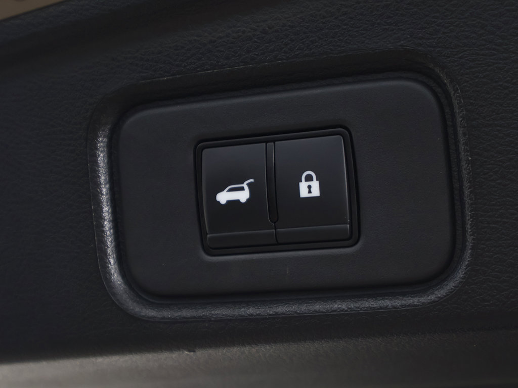 Used 2023 Nissan Pathfinder Platinum w/ Cargo Package AWD/4WD image 67