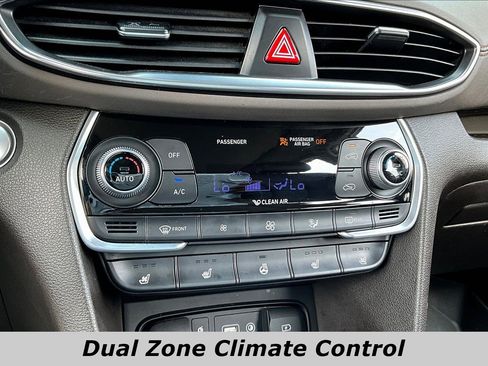 Used 2019 Hyundai Santa Fe AWD image 16