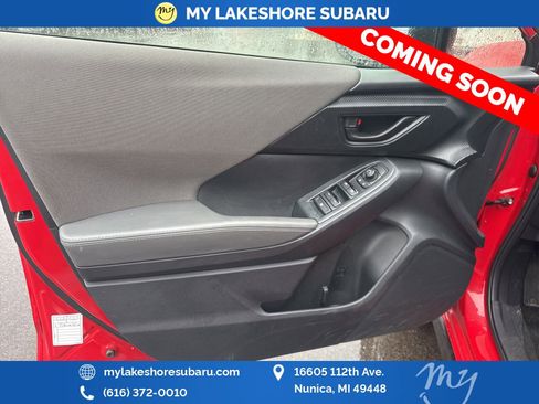 Used 2025 Subaru Crosstrek 2.0i Premium image 13