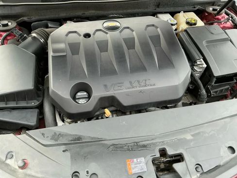 Used 2019 Chevrolet Impala Premier w/ Premier Convenience Package image 24