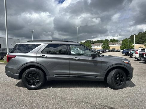 Used 2022 Ford Explorer Timberline AWD/4WD image 4
