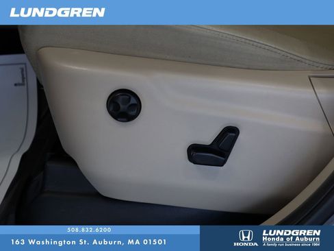 Used 2019 Jeep Grand Cherokee Limited image 13