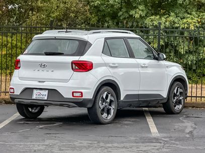 Used 2025 Hyundai Venue SEL