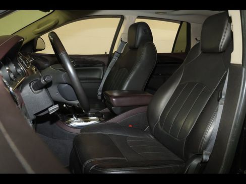 Used 2017 Buick Enclave Leather AWD/4WD image 24