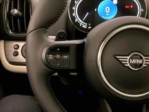 Certified 2024 MINI Cooper Countryman S AWD/4WD image 18