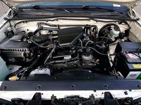 Used 2010 Toyota Tacoma 2WD Regular Cab image 31