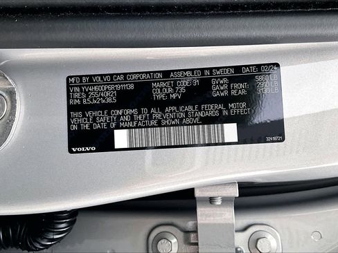 Used 2024 Volvo XC60 T8 Polestar AWD/4WD image 34