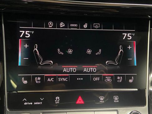New 2026 Audi Q7 3.0T Premium Plus AWD/4WD image 13